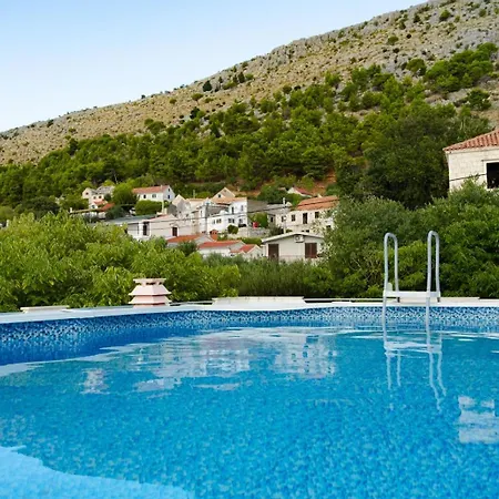 Villa Mime Krilo